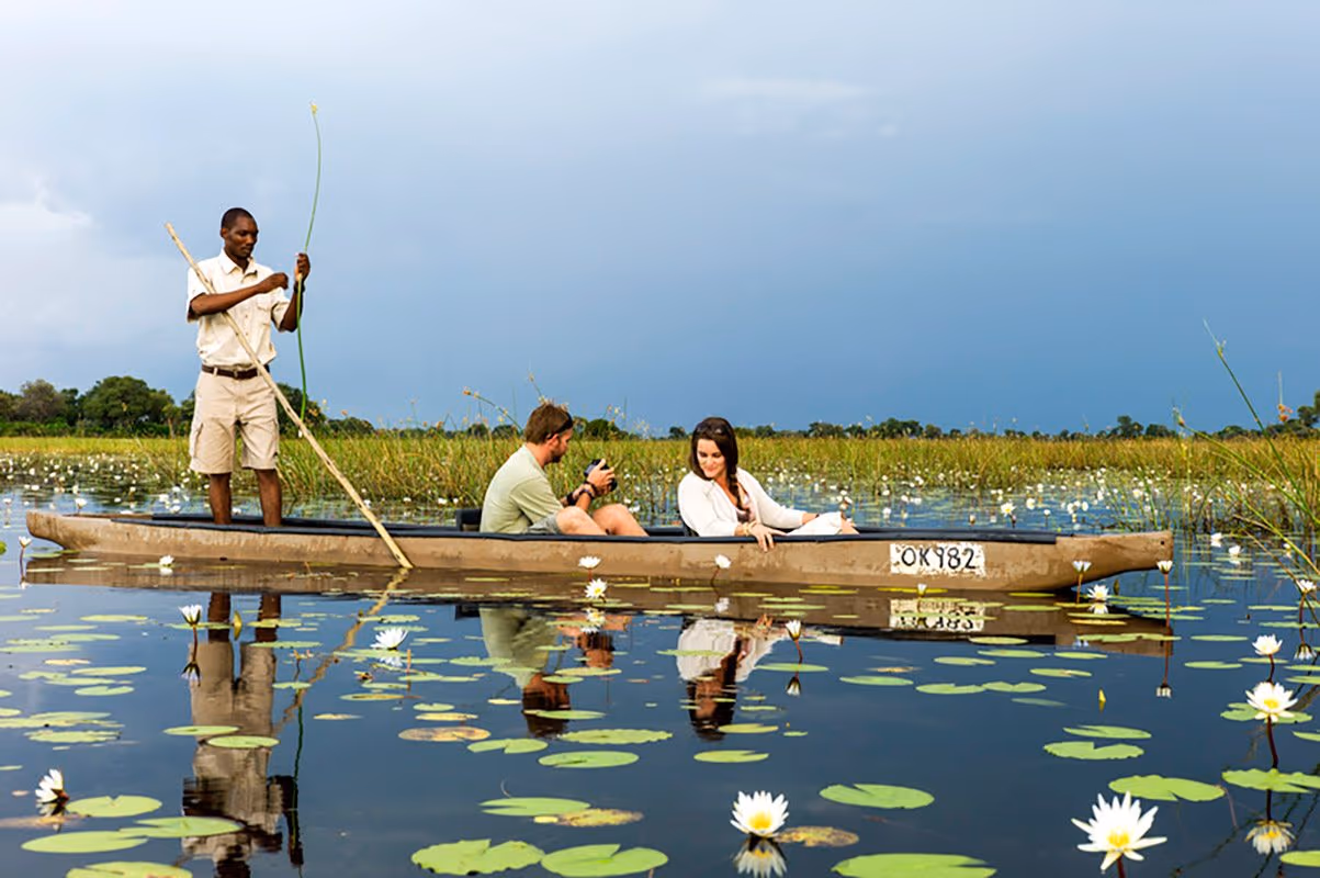 Mokoro Excursion in the Okavango Delta gallery 2